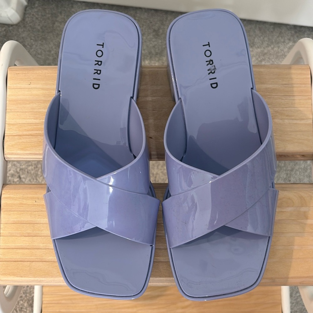 Wide Width Jelly Sandals